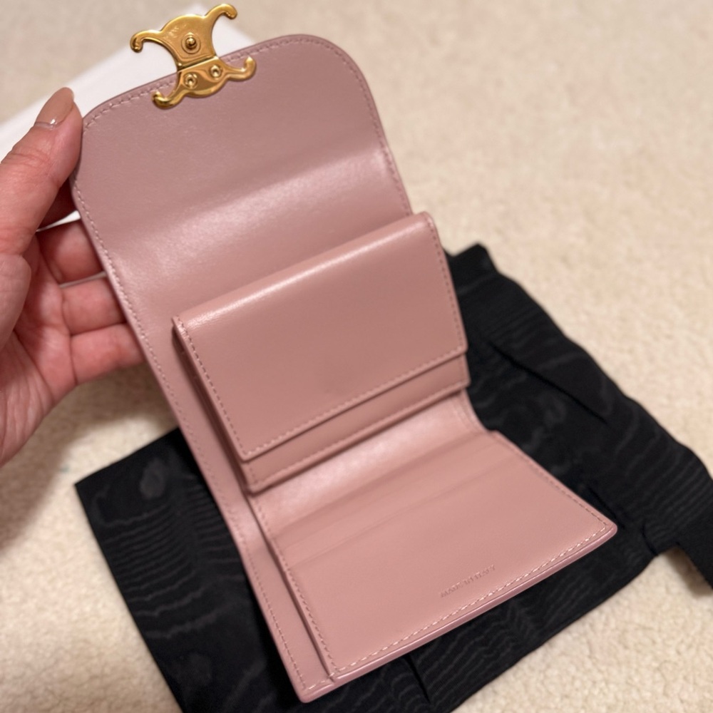[CELINE] PINK TRIOMPHE WALLET with Gold Accent - Picture 4 of 10